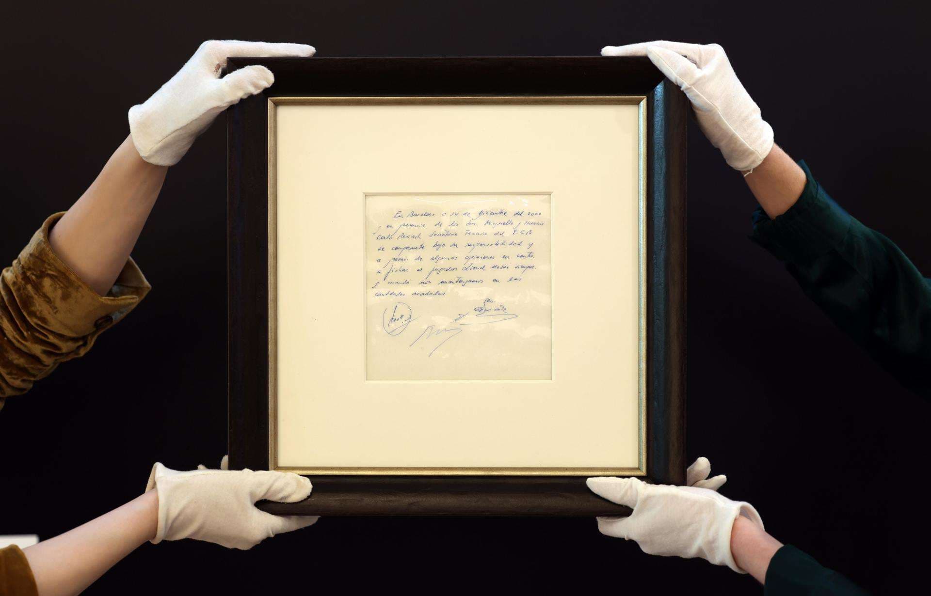 La servilleta con el primer contrato de Messi sale a subasta en Londres por 350.000 euros