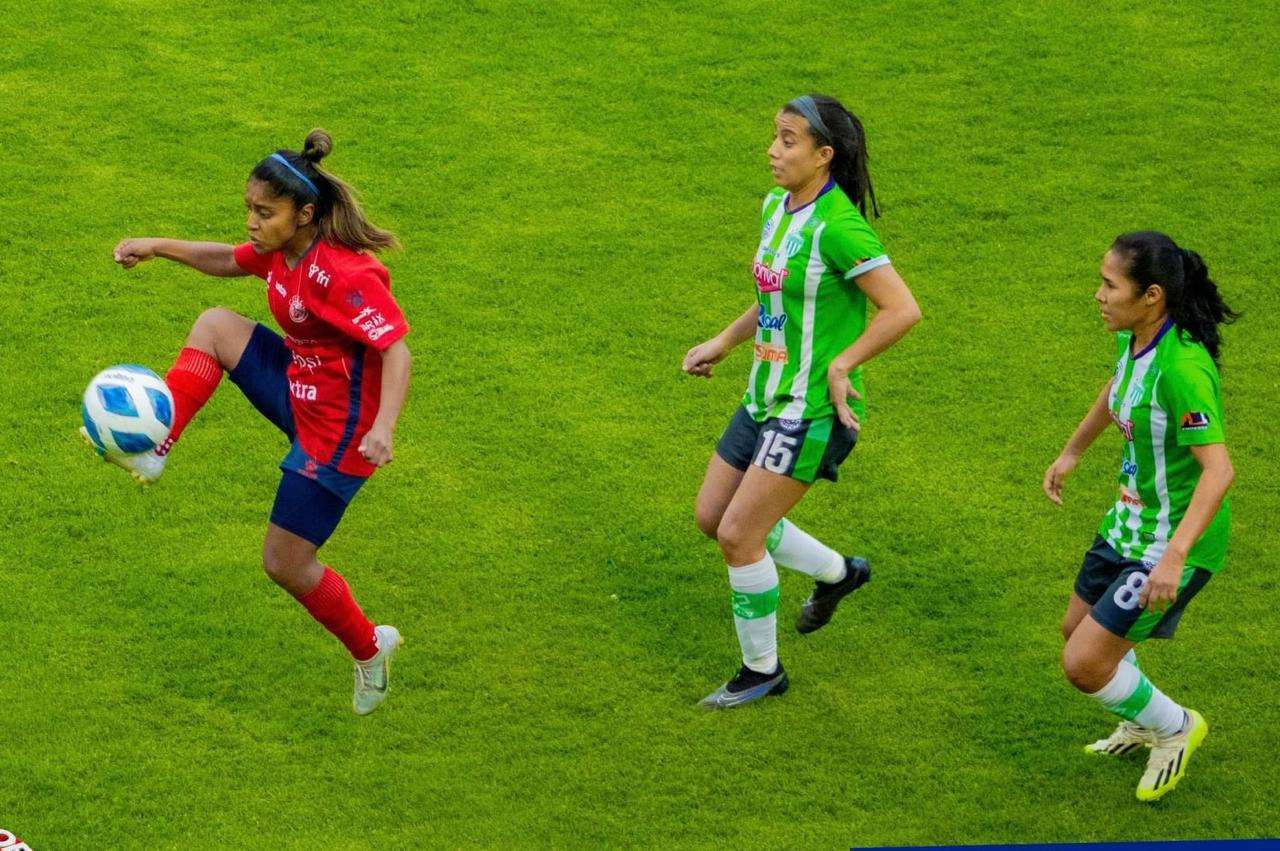 xelaju 2-1 unifut liga femenina