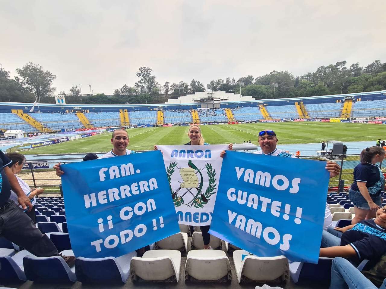 Llegaron los Herrera: Diego y Kennedy ya están en el Estadio Doroteo Guamuch Flores