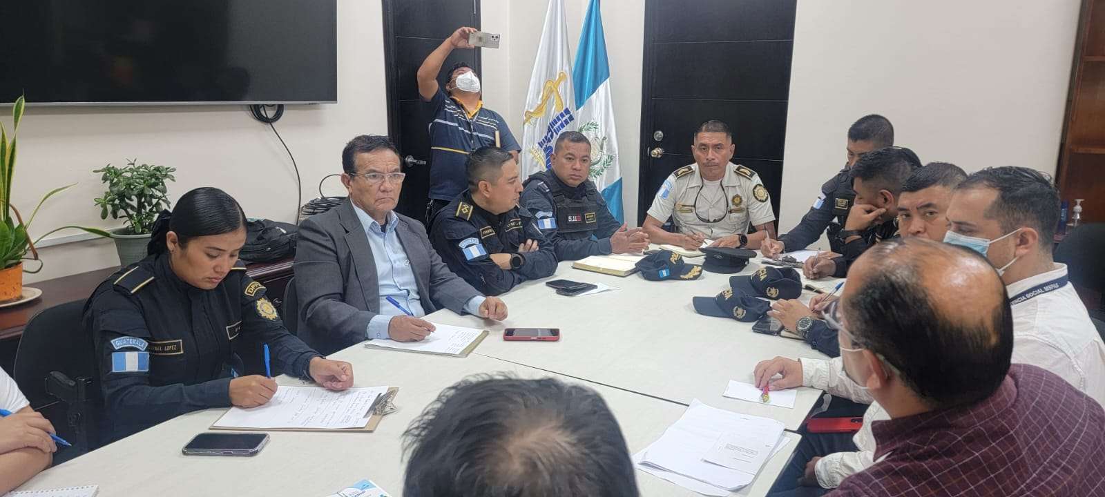 Autoridades refuerzan medidas de seguridad en Hospital Roosevelt por posible ataque