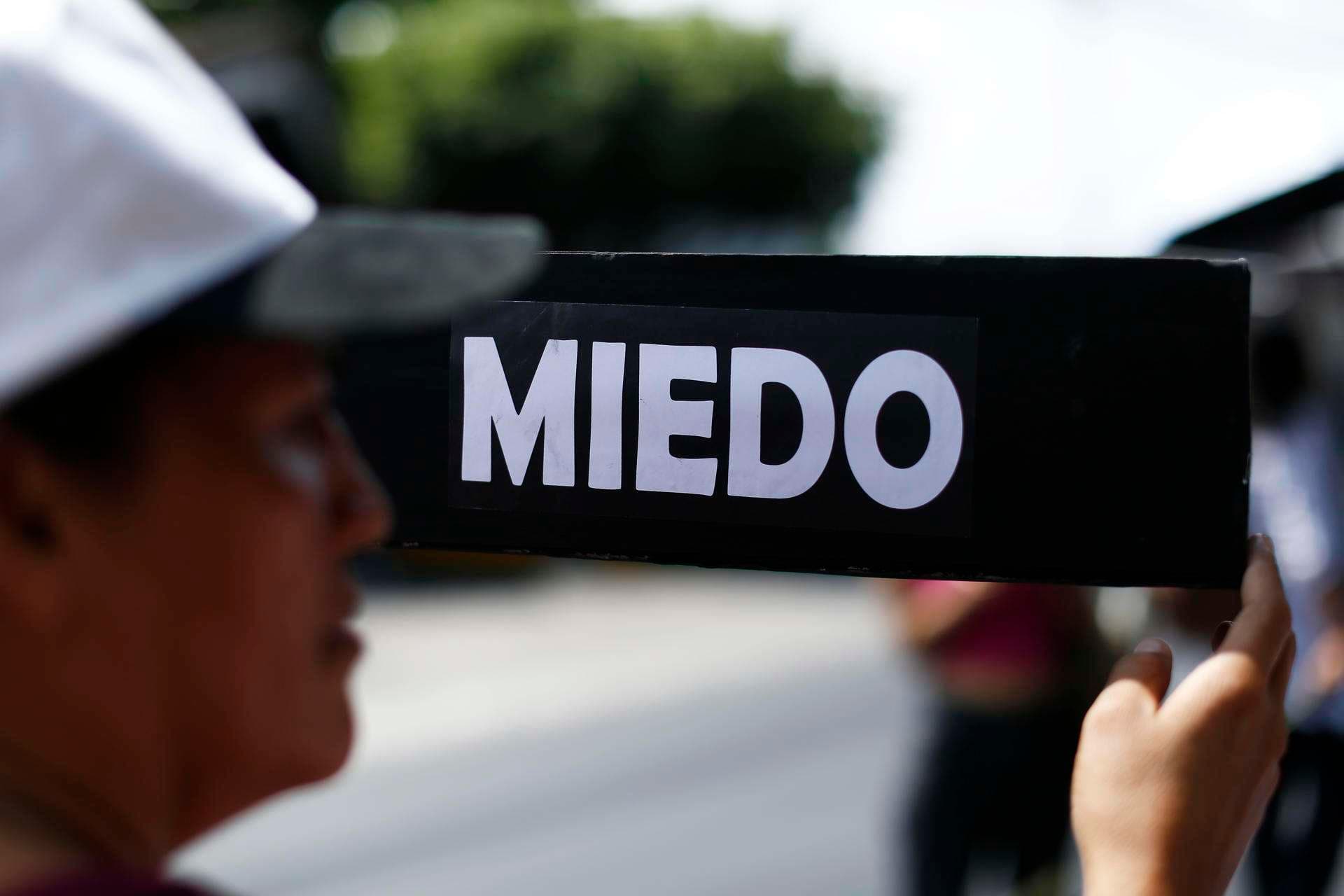 Las muertes de detenidos durante el régimen de excepción en El Salvador superan las 300