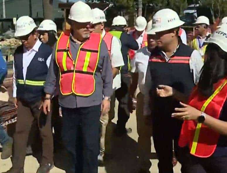Arévalo inspecciona progreso del nuevo hospital en Sololá