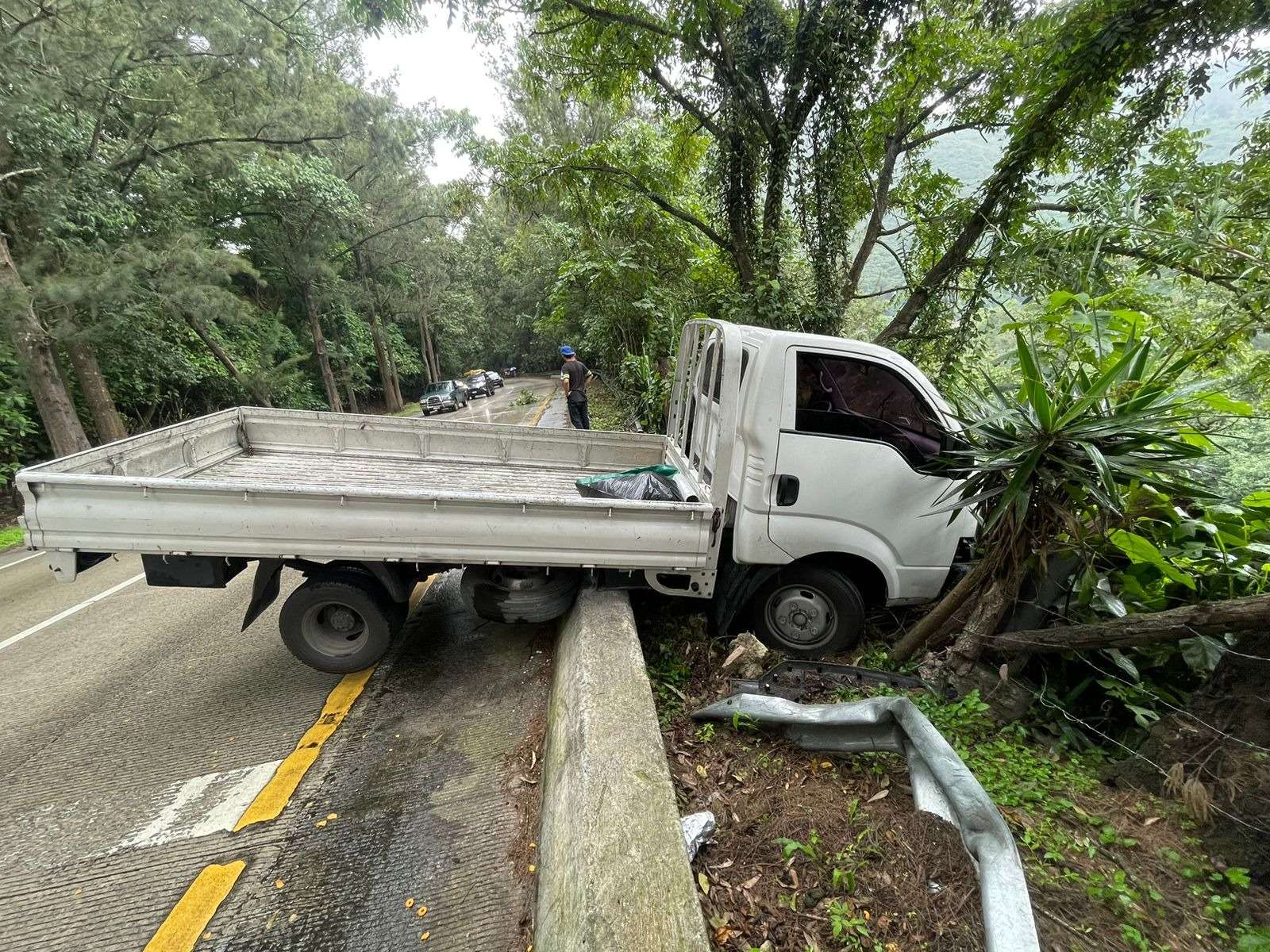 Accidente bloquea un carril en ruta de La Antigua a San Lucas