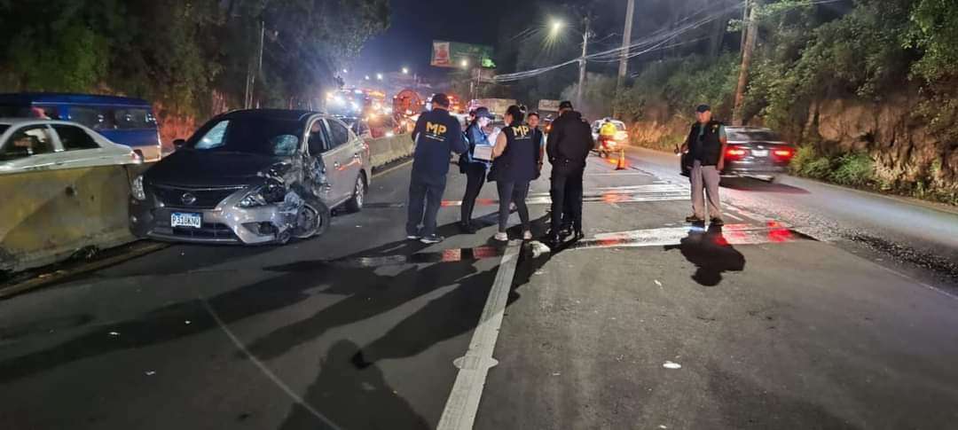 Muere motorista en accidente vehicular en el kilómetro 17.5 de la ruta CA-9, Villa Nueva