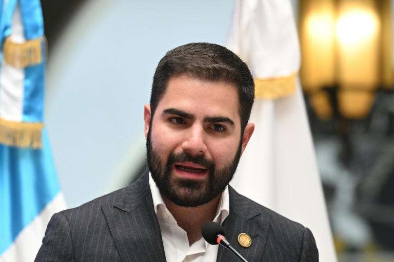 Palomo: "El MP actúa por interés político en contra del Presidente Arévalo"