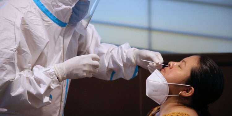 Joaquín Barnoya: "El Covid es una enfermedad endémica, vino para quedarse"