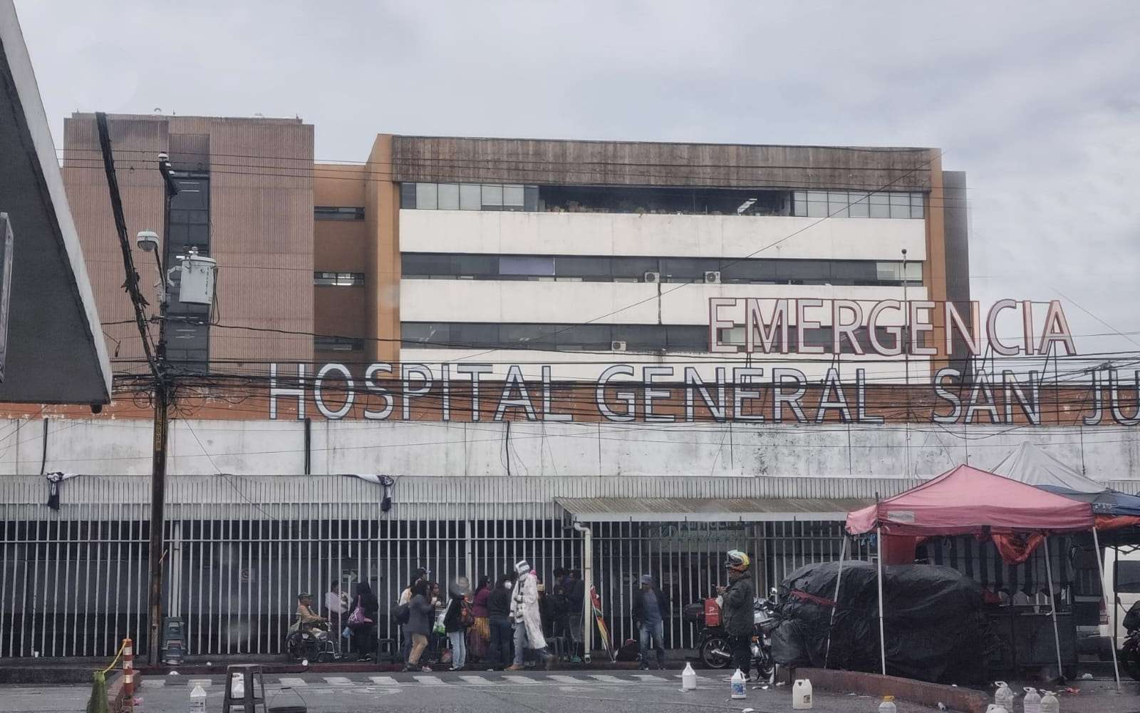 Hospital San Juan de Dios restablece servicio de rayos X tras colapso de equipo