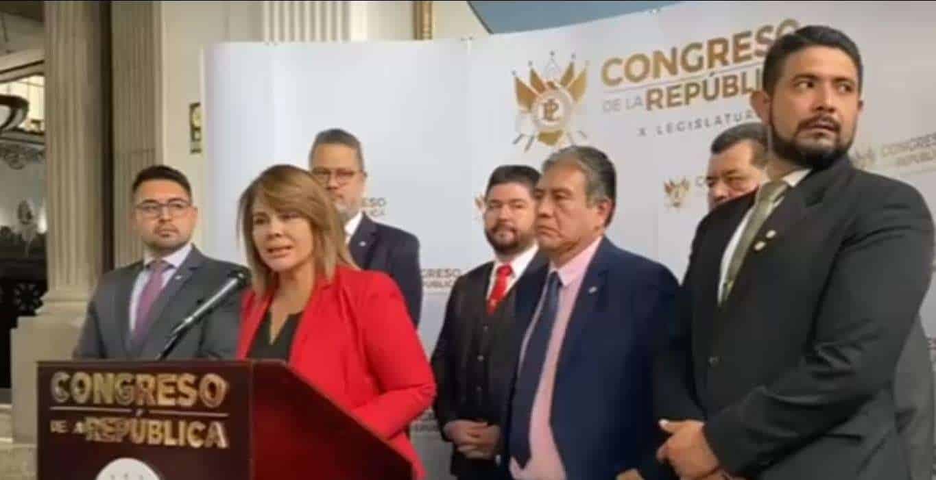 Thelma Ramírez: "Muchos alcaldes han perdido la reelección por no poder construir o remozar escuelas y hospitales"