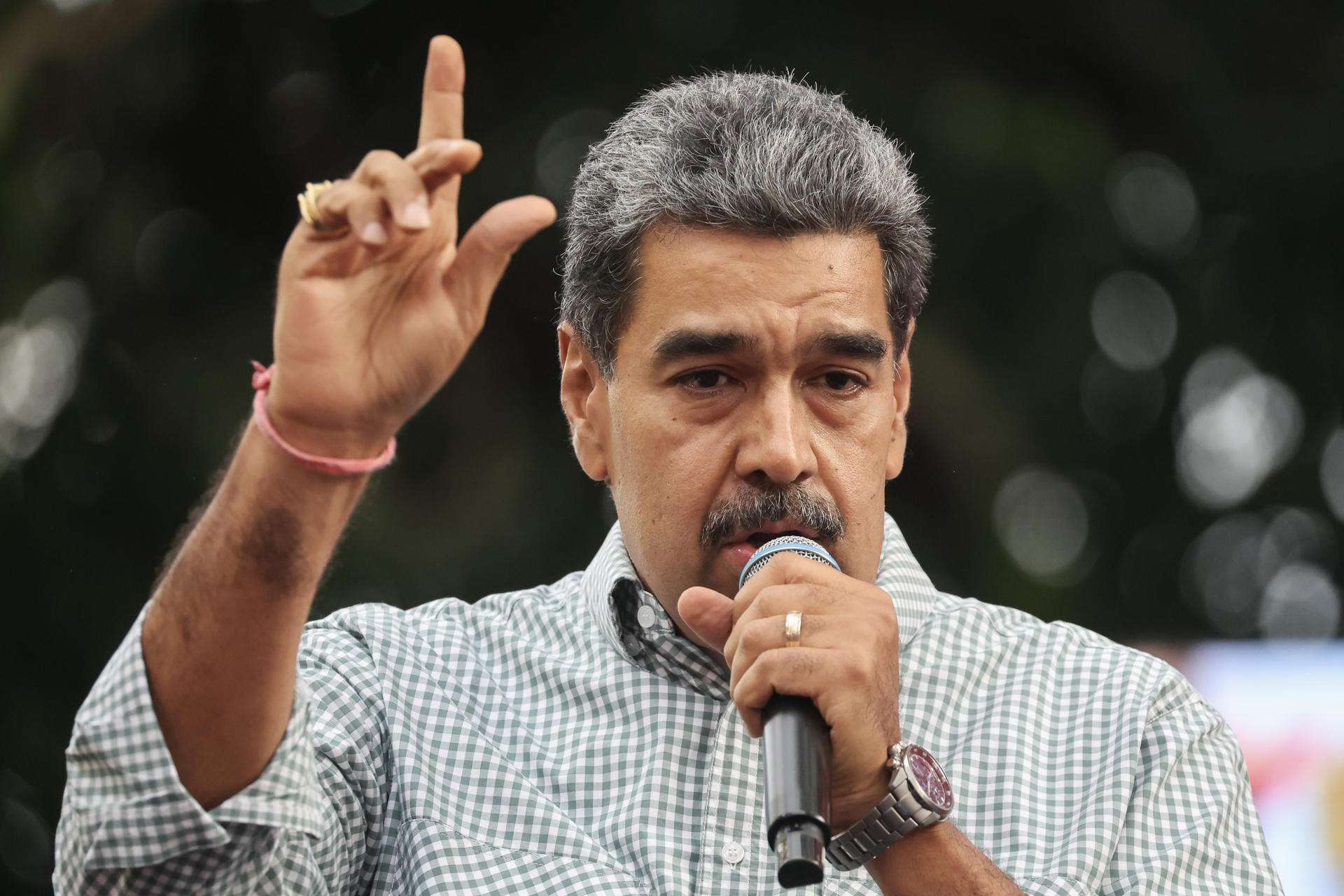 Nicolás Maduro dice que Venezuela es y será independiente de España y del «mundo entero»