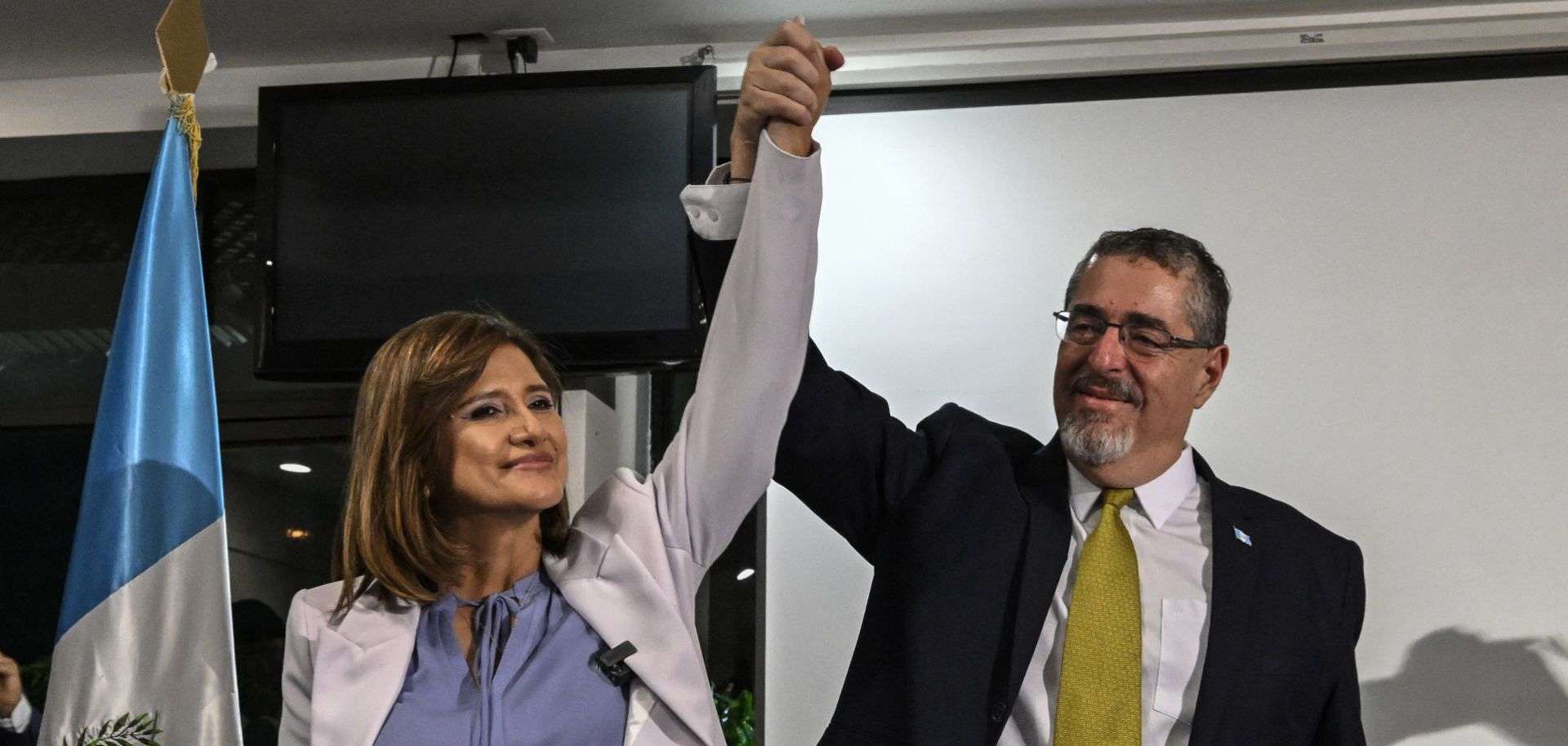 ¿Cómo es la relación entre Karin Herrera y Bernardo Arévalo?