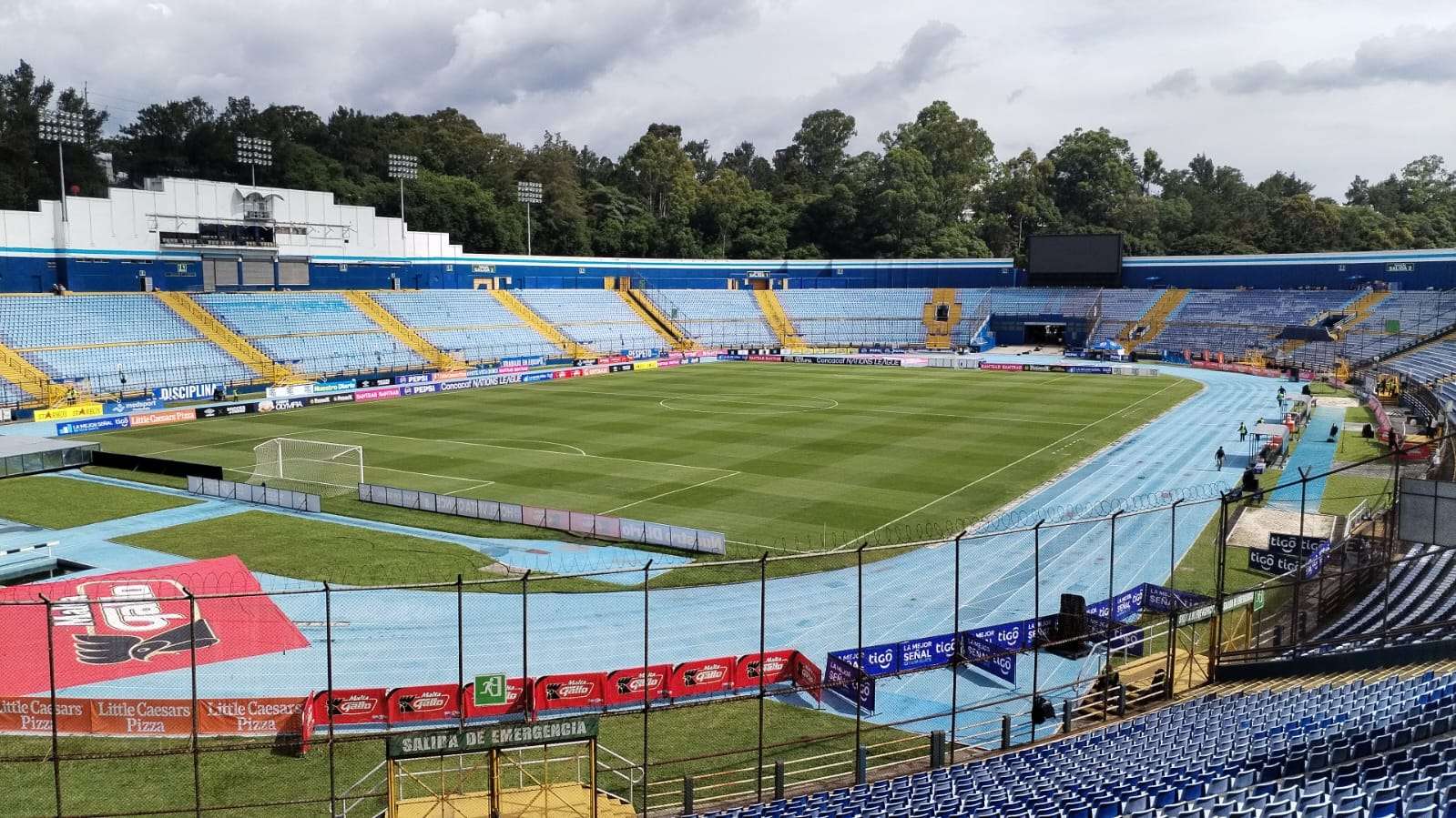 #GuateXLaRed | El estadio Doroteo Guamuch Flores se viste de gala para el Guatemala vs Martinica