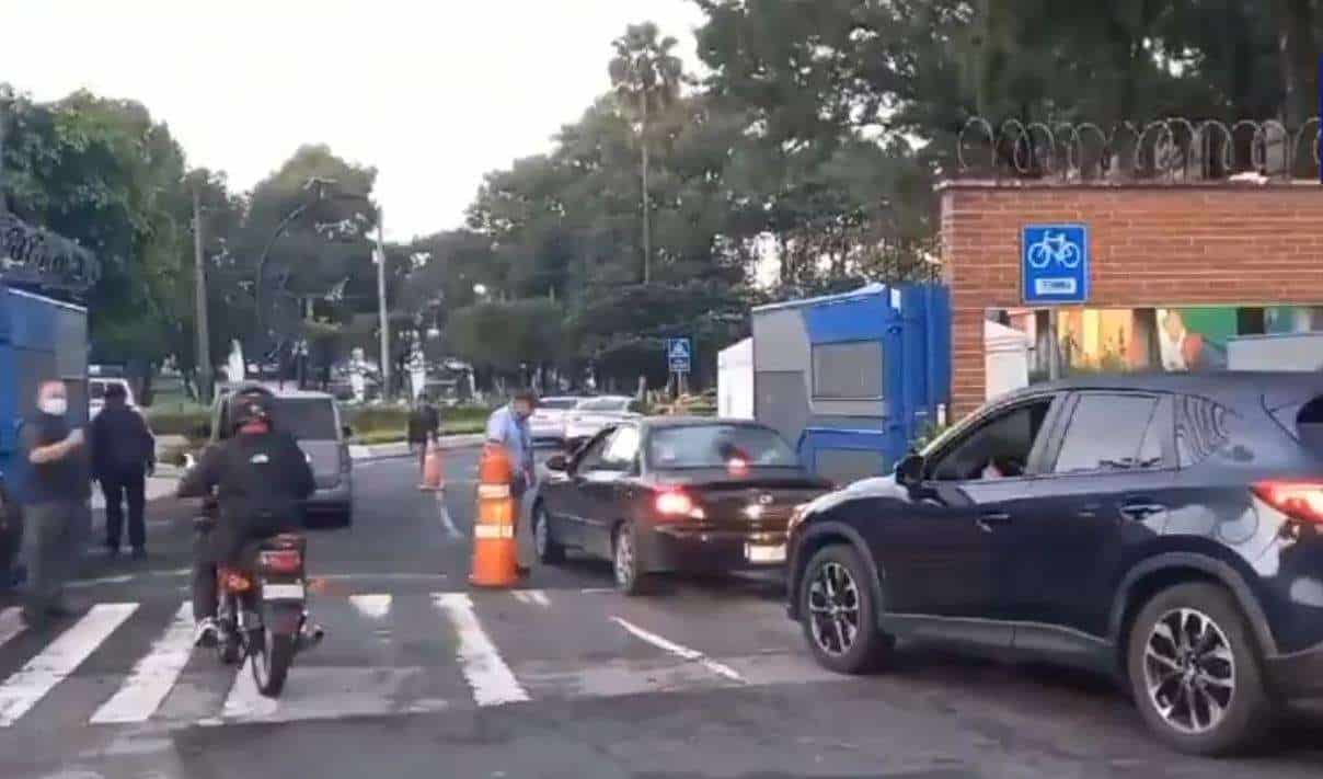Control de acceso en la USAC provoca tráfico lento en Anillo Periférico y Avenida Petapa