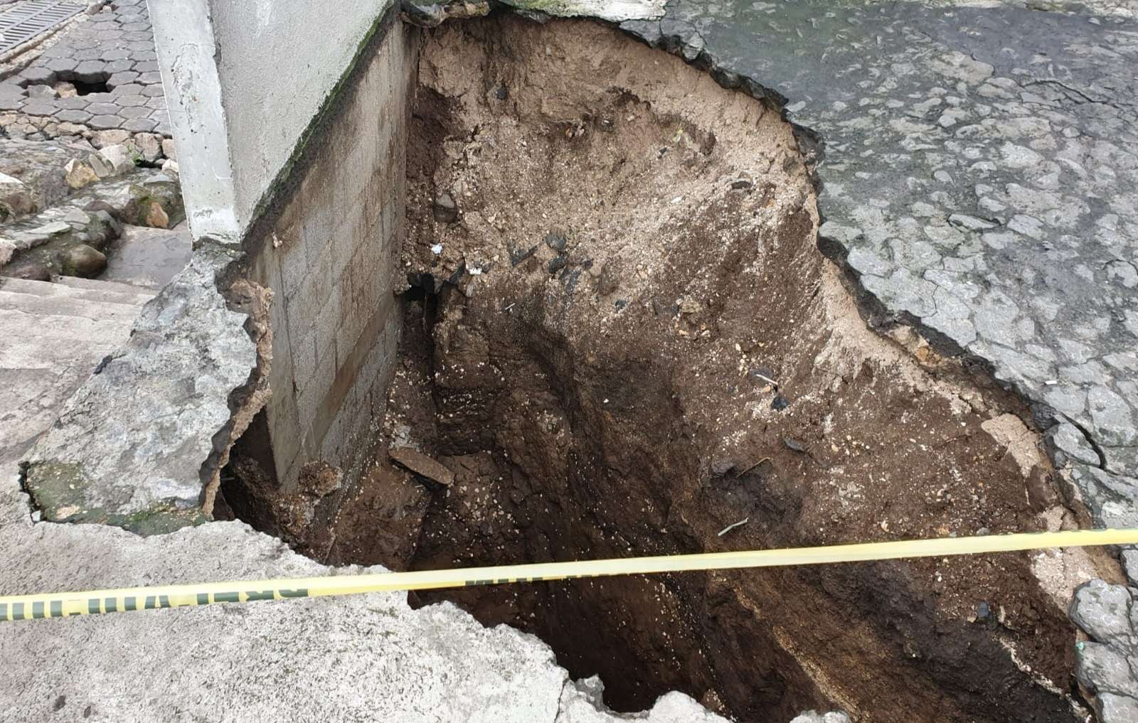 Cierran paso por socavamiento en Chimaltenango