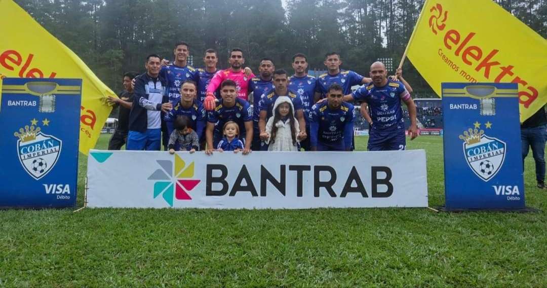 Cobán Imperial vence a Achuapa sin complicaciones