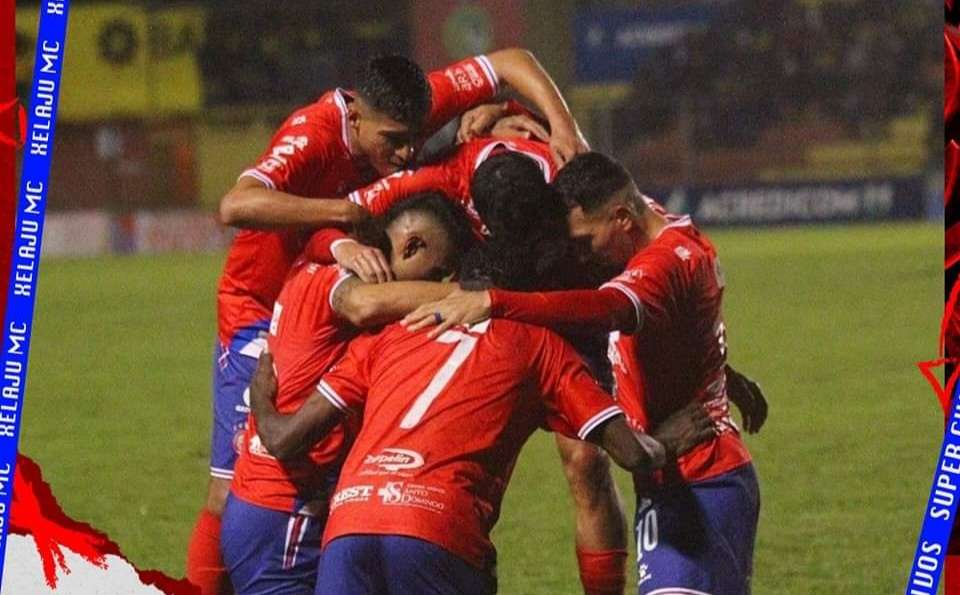 Aparicio y Díaz le dan el Clásico de Occidente a Xelajú