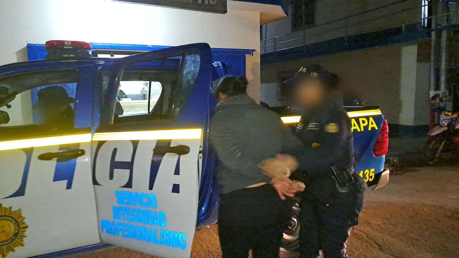 Más de Q200 mil, cocaína y armas decomisadas en Santa Rosa