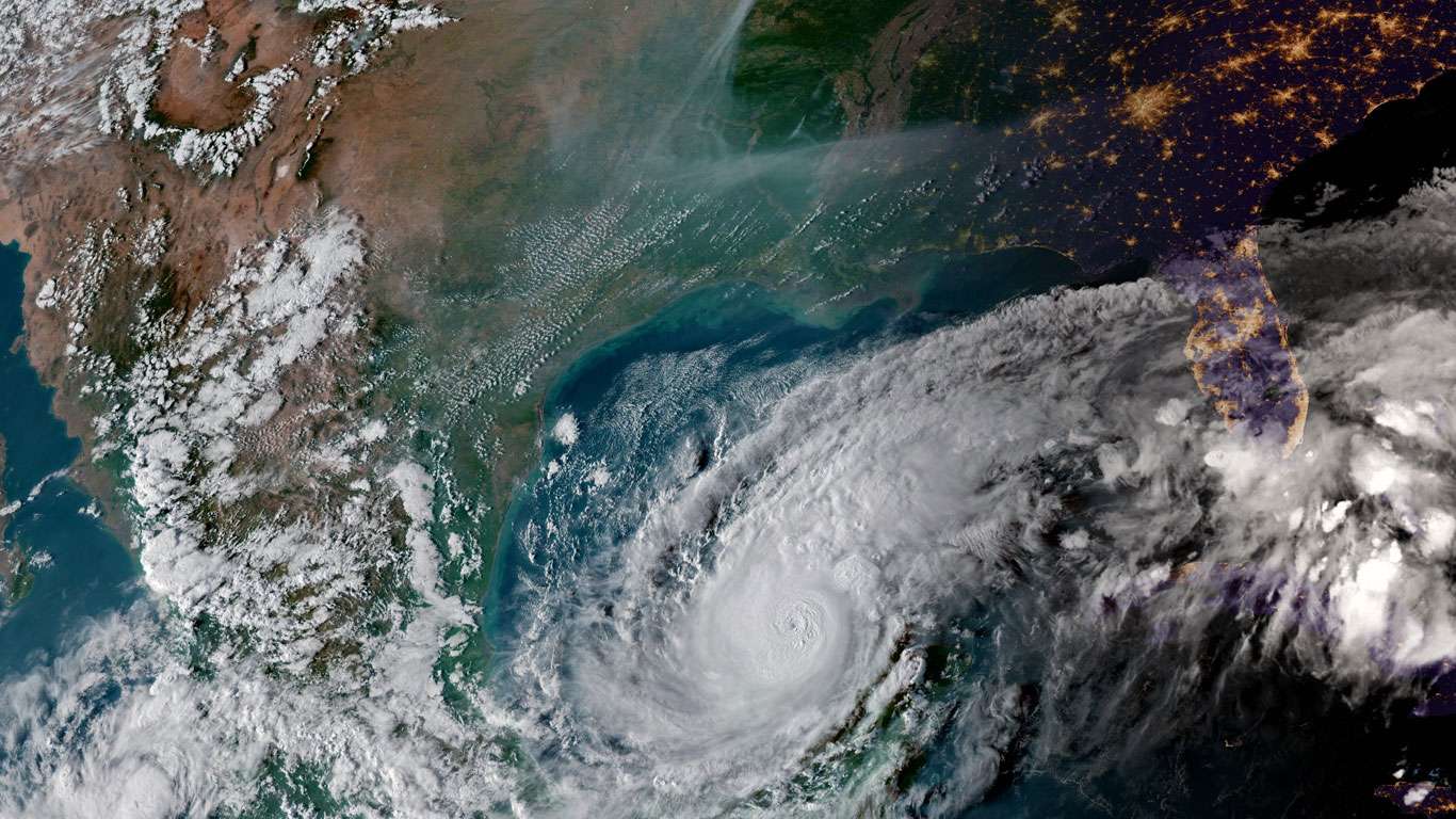 EN VIVO | Sigue el minuto a minuto de la trayectoria del Huracán Miltón