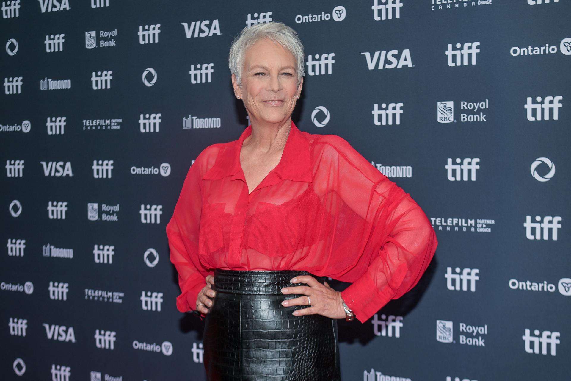 La actriz Jamie Lee Curtis se suma a medios y organizaciones que abandonan X tras triunfo de Trump