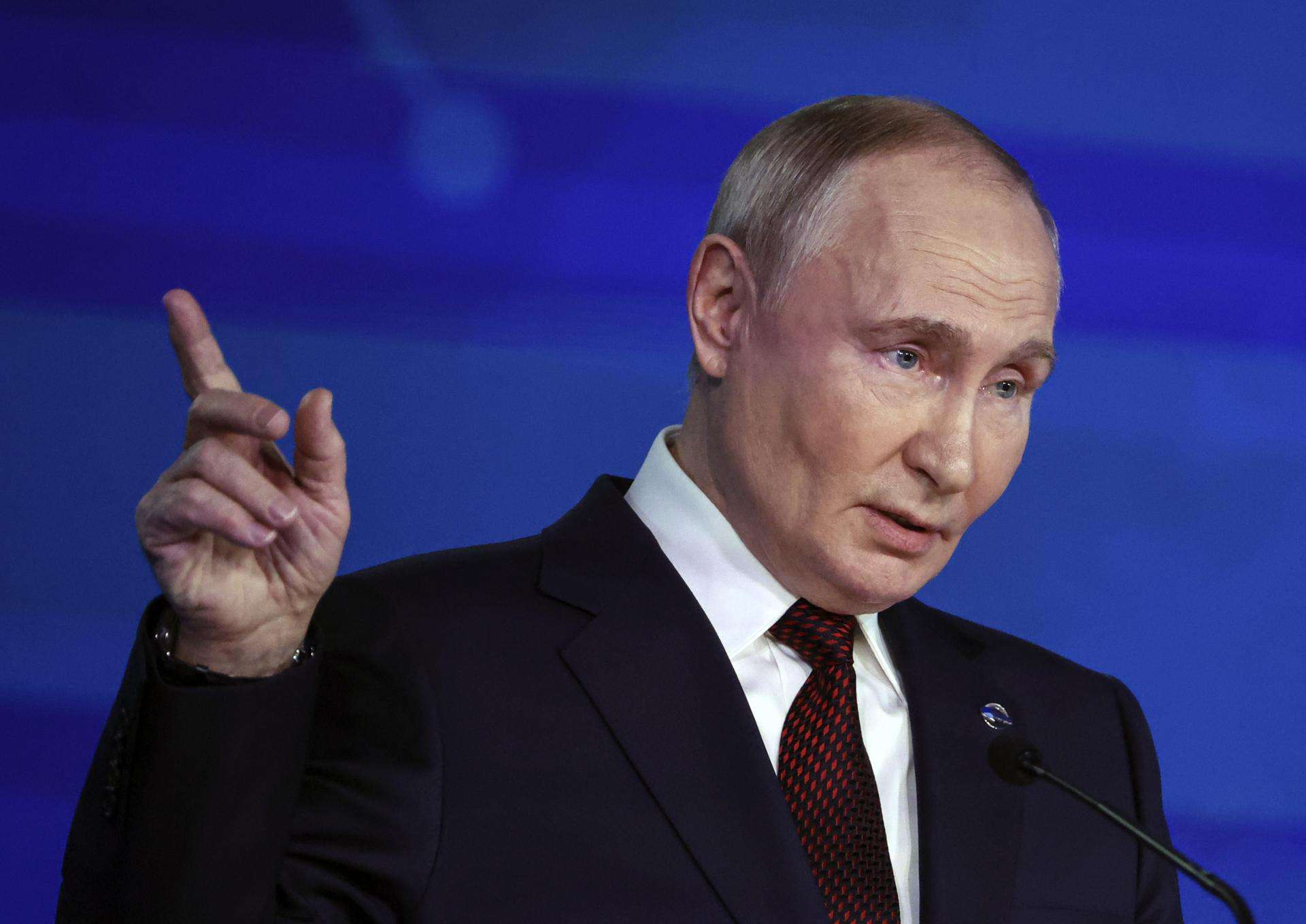 Putin felicita a Trump por su victoria en las elecciones presidenciales en EEUU