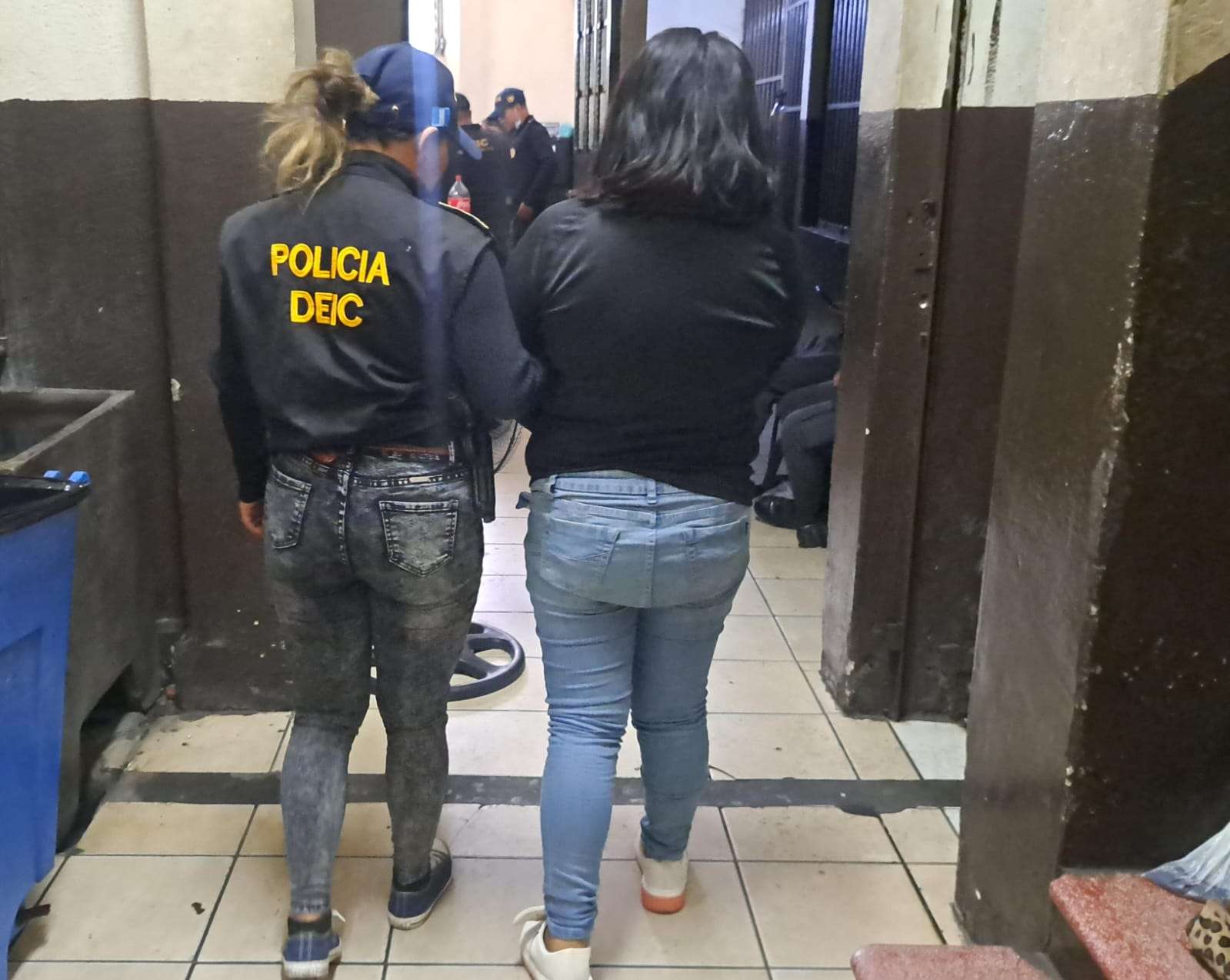 EN FOTOS | Detienen a mujer acusada de asesinato en Palín, Escuintla