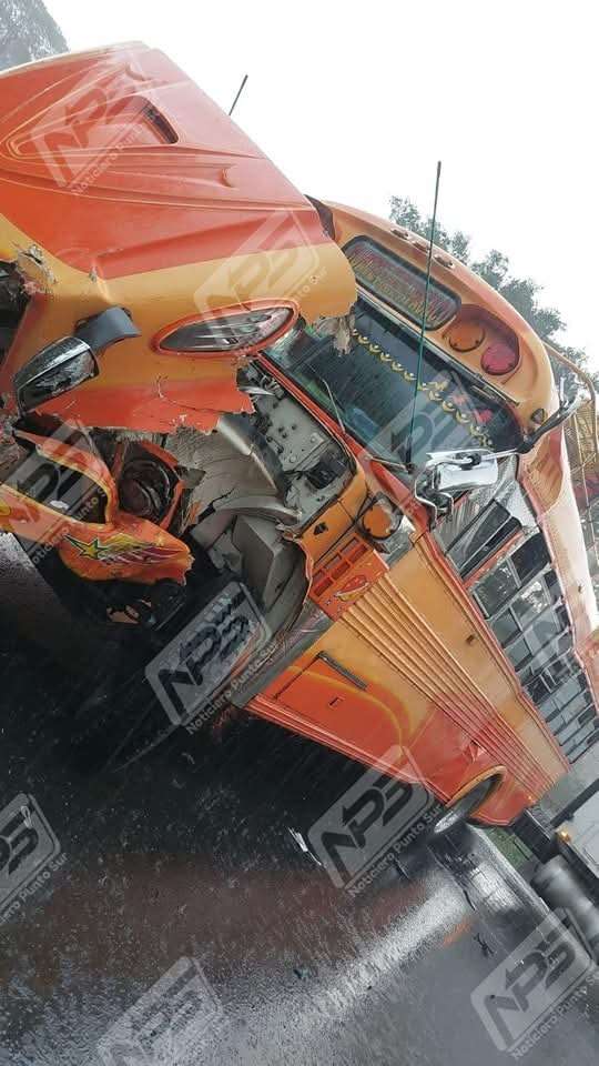 Accidente de bus deja once heridos en ruta a Taxisco