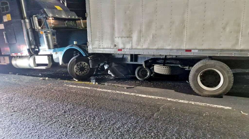 Triple colisión en el kilómetro 20 de la ruta al Pacífico deja cuatro muertos