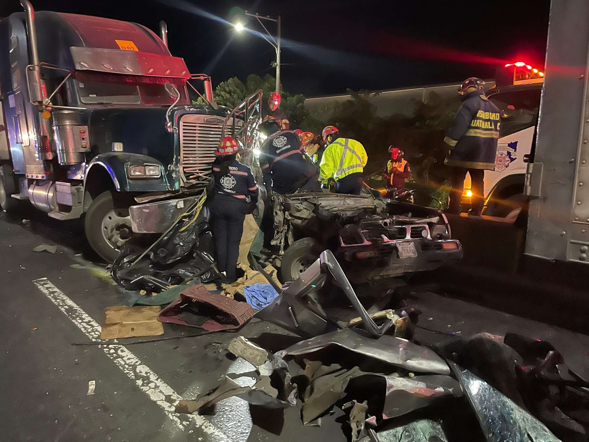 ¿Parar para una foto? Accidente y curiosos complican el tránsito en ruta al Pacífico