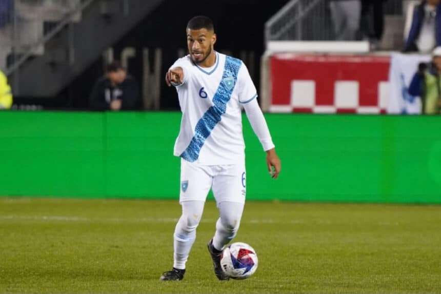 El «Pitbull» Domínguez vestirá de blanco en Guatemala