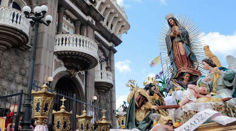 EN IMÁGENES | Así se vive el ambiente en el Santuario de Guadalupe en zona 1