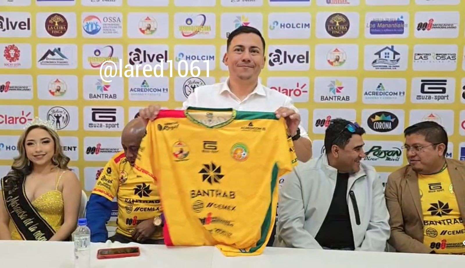 Marquense presenta a su nuevo cuerpo técnico y a sus refuerzos