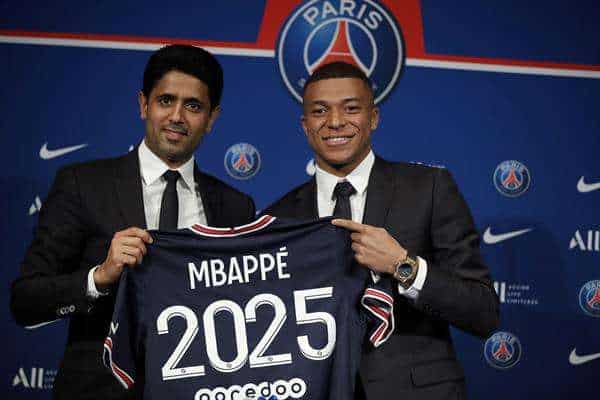 Mbappé eleva el tono contra el PSG y amenaza su licencia de la UEFA