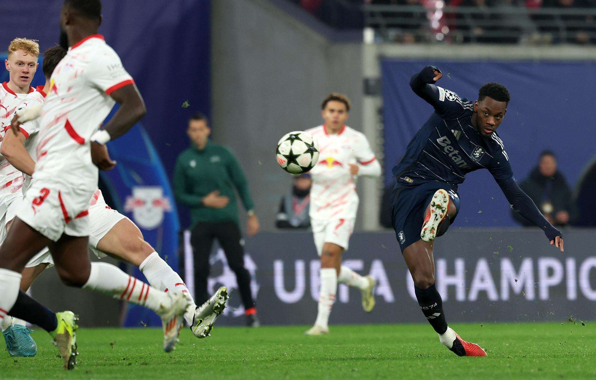 El Aston Villa completa el traspaso de Durán al Al Nassr saudí