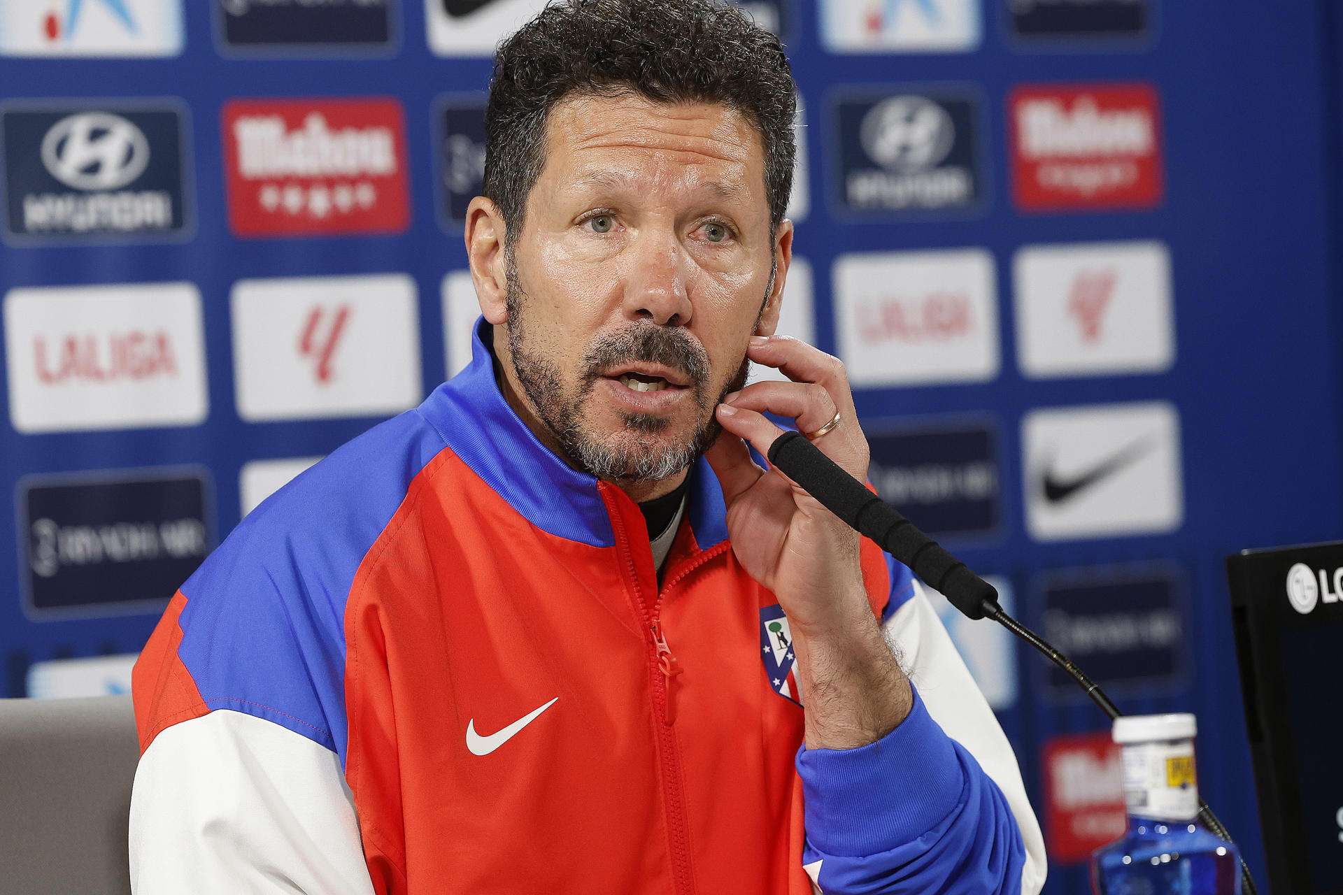 Simeone, sobre Dani Olmo: «Esperamos que simplemente se mantengan las normas para todos»