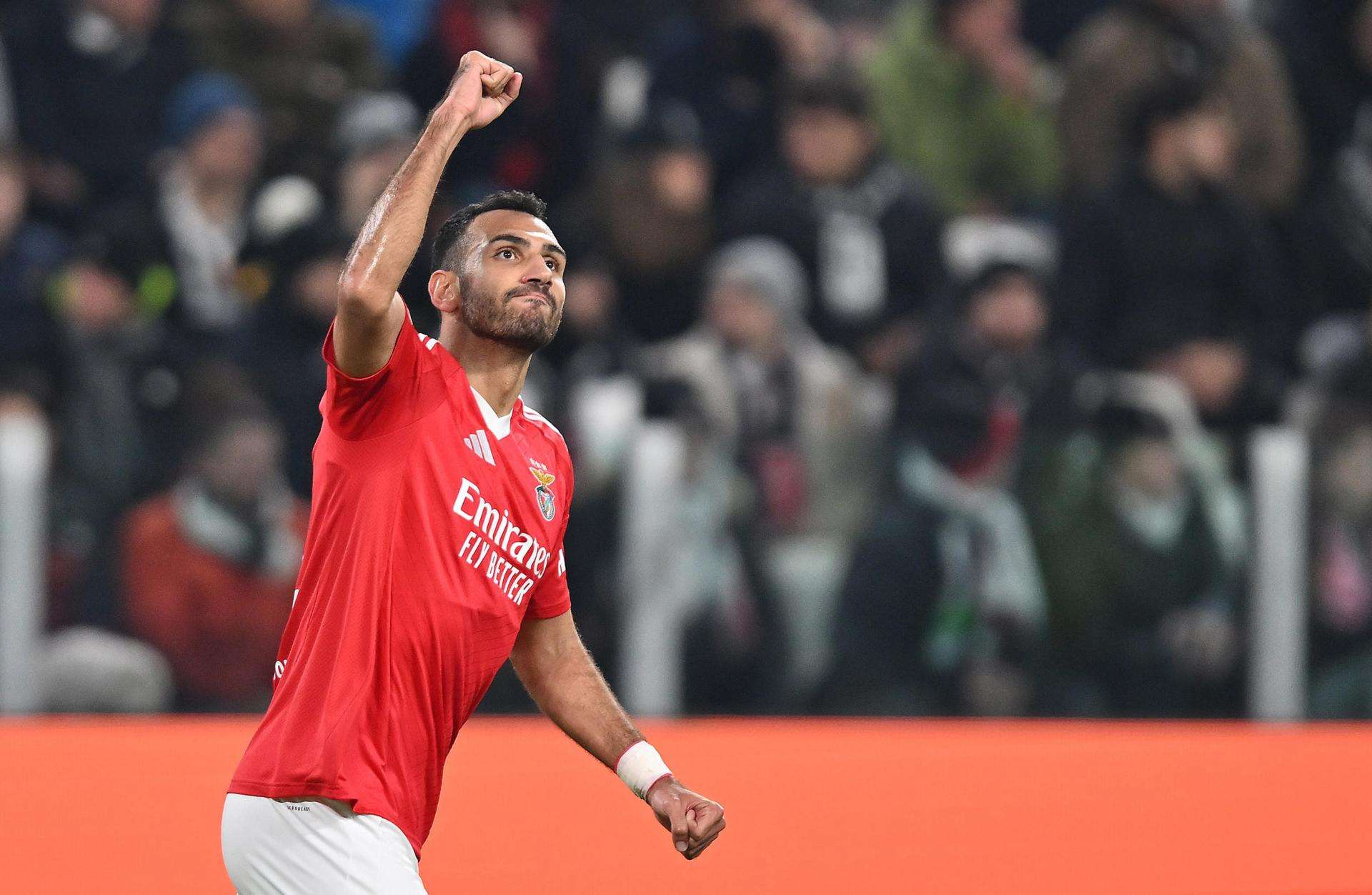 Pavlidis y Kokcu meten al Benfica en el ‘play-off’