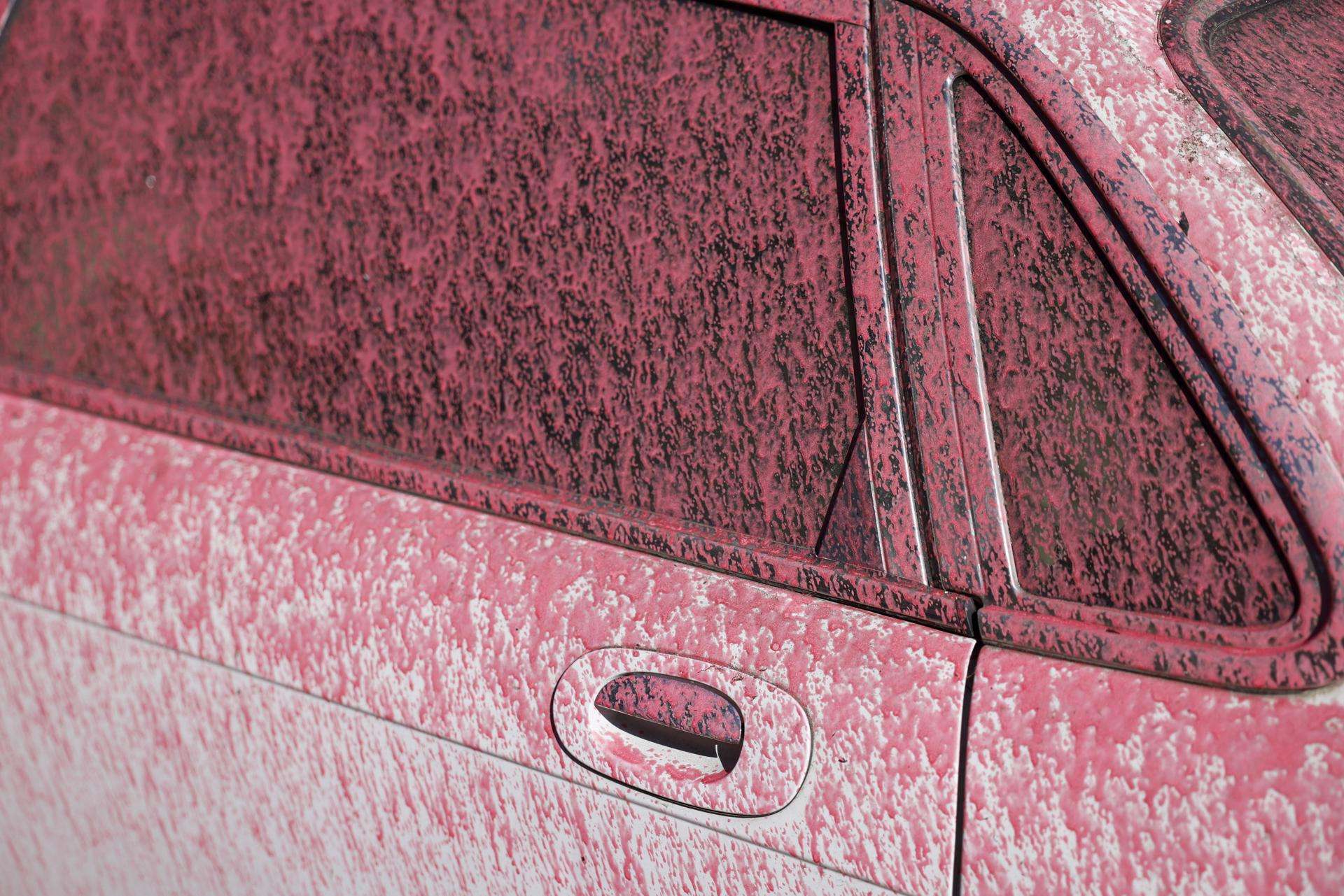 Un polvo rosa ayuda a combatir los incendios en California: ¿Cómo funciona? ¿qué es?