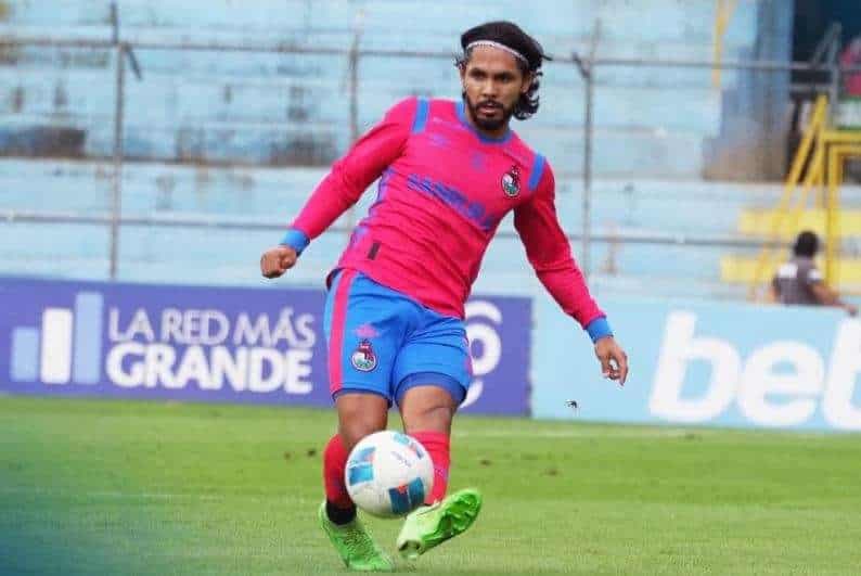 ¿Adiós temporal para el «Caballo»? Todo lo que se sabe sobre la lesión de Morales