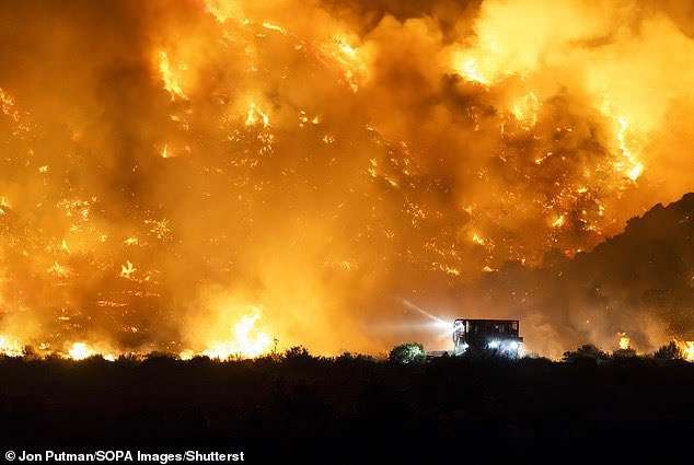 Cinco muertos y miles de evacuados: De Hollywood a Malibu, la pesadilla de los incendios
