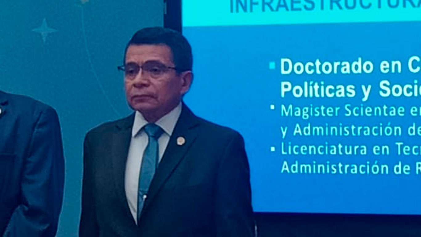 Bernardo Arévalo nombra a Miguel Ángel Díaz Bobadilla como Ministro del CIV