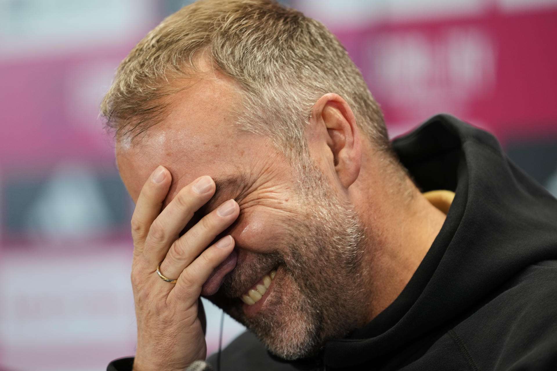 Flick, sobre la protesta del Real Madrid contra el arbitraje: «No es nuestro estilo»