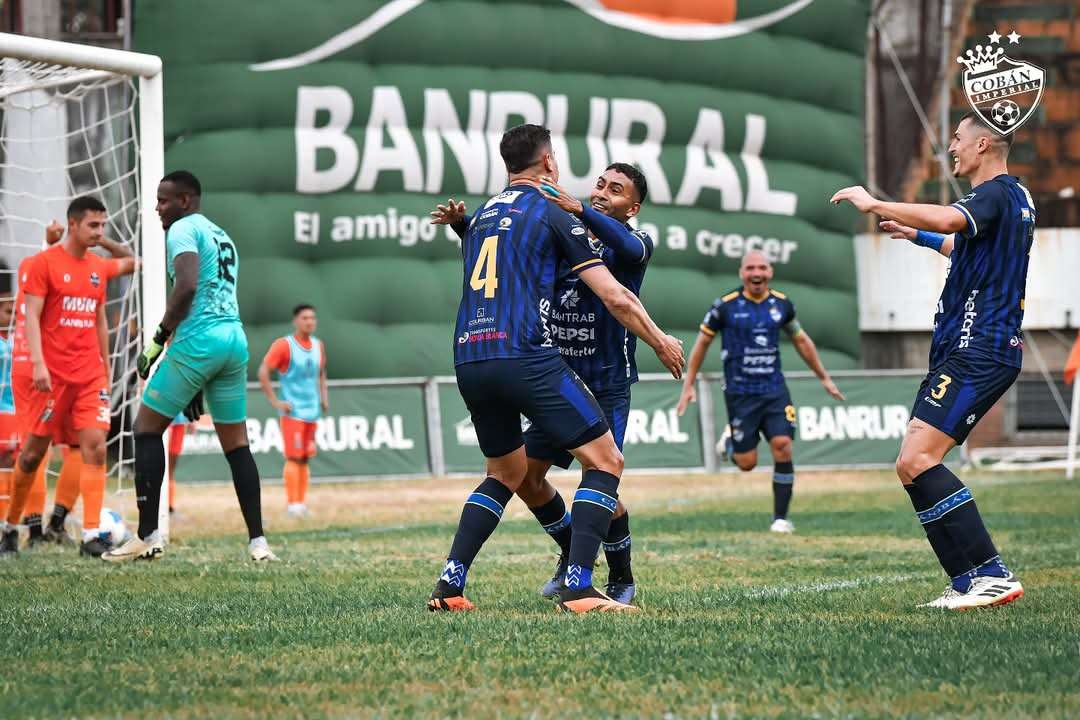 Cobán Imperial se desquita con Achuapa en el Winston Pineda