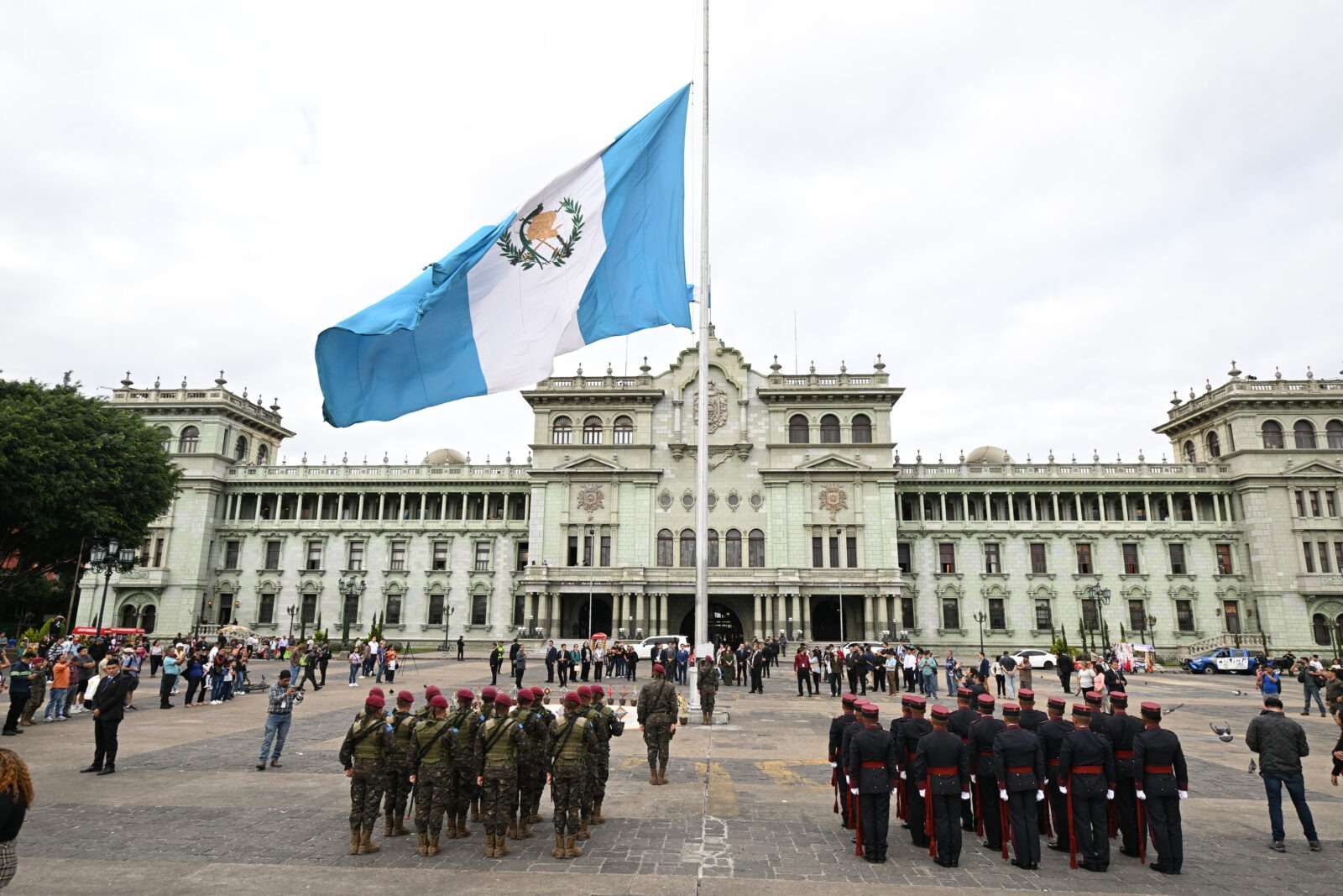 Gobierno publica Acuerdo 23-2025 que declara Duelo Nacional en Guatemala