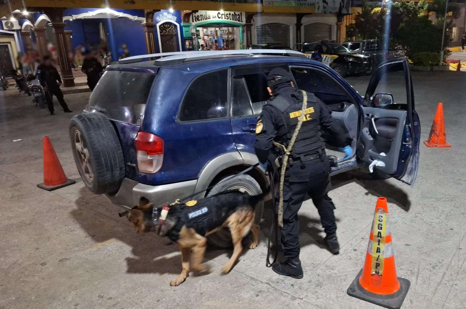 Autoridades incautan cuatro kilos de cocaína en Puerto Barrios, Izabal