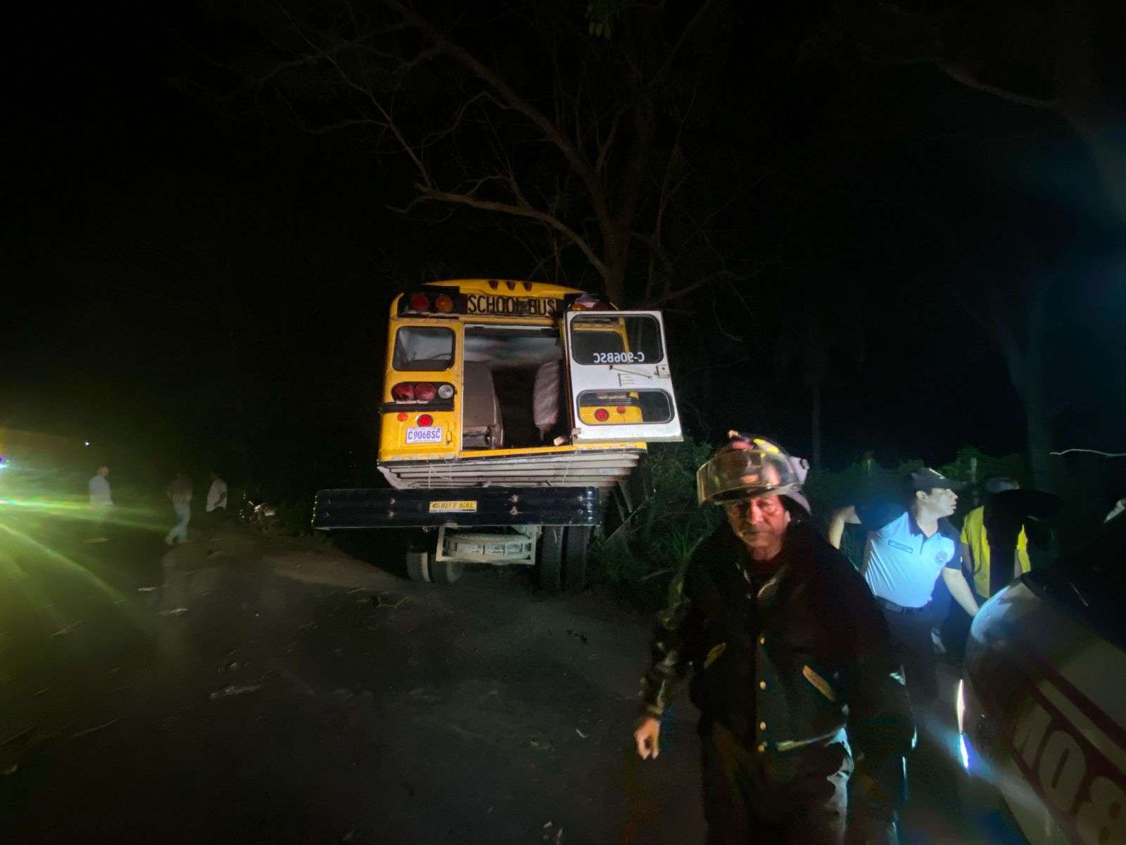 Accidente de bus en Tiquisate deja varios heridos