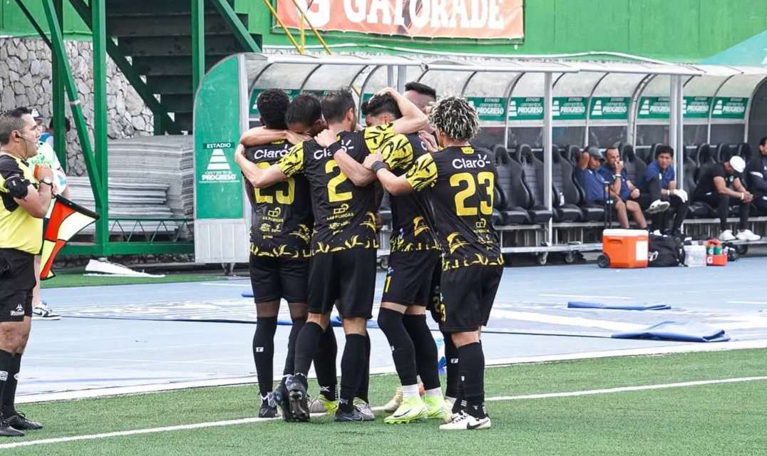 Guastatoya vence a Comunicaciones y está más vivo que nunca contra el descenso