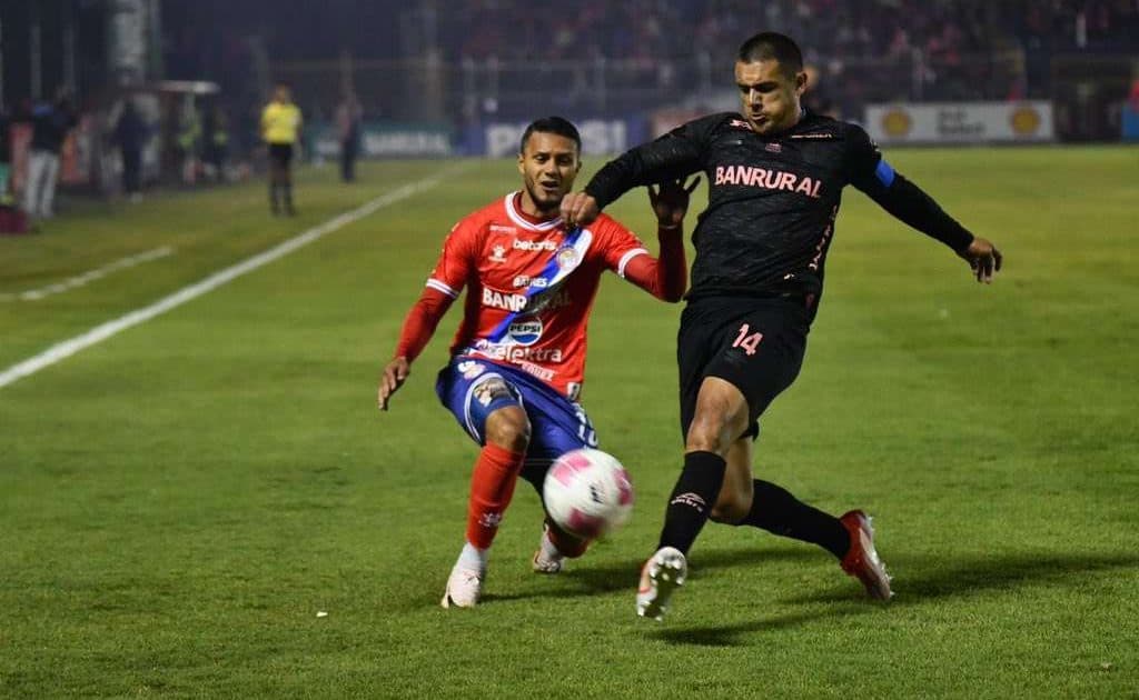 Municipal y Xelajú acuerdan reagendar juego de la segunda vuelta