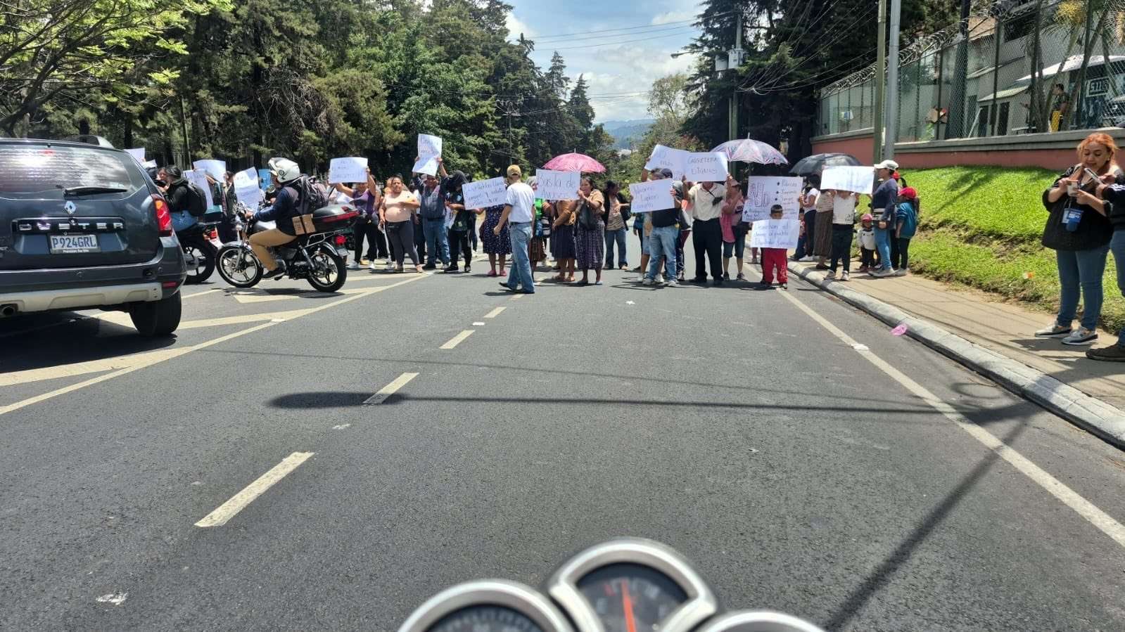 Manifestación contra el impuesto a las tortillas bloquea Vista Hermosa…¡Aquí te damos las rutas alternas!