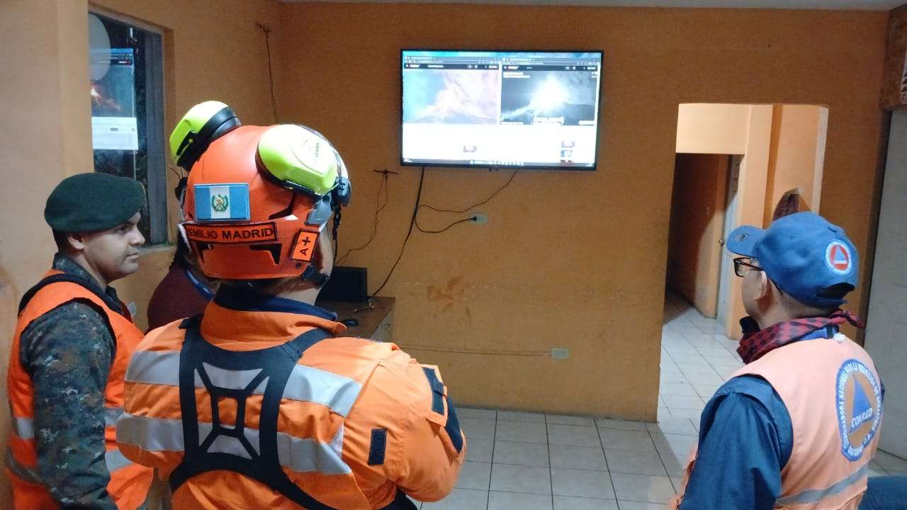 ERI se despliega en Panimaché I ante incremento de actividad del Volcán de Fuego