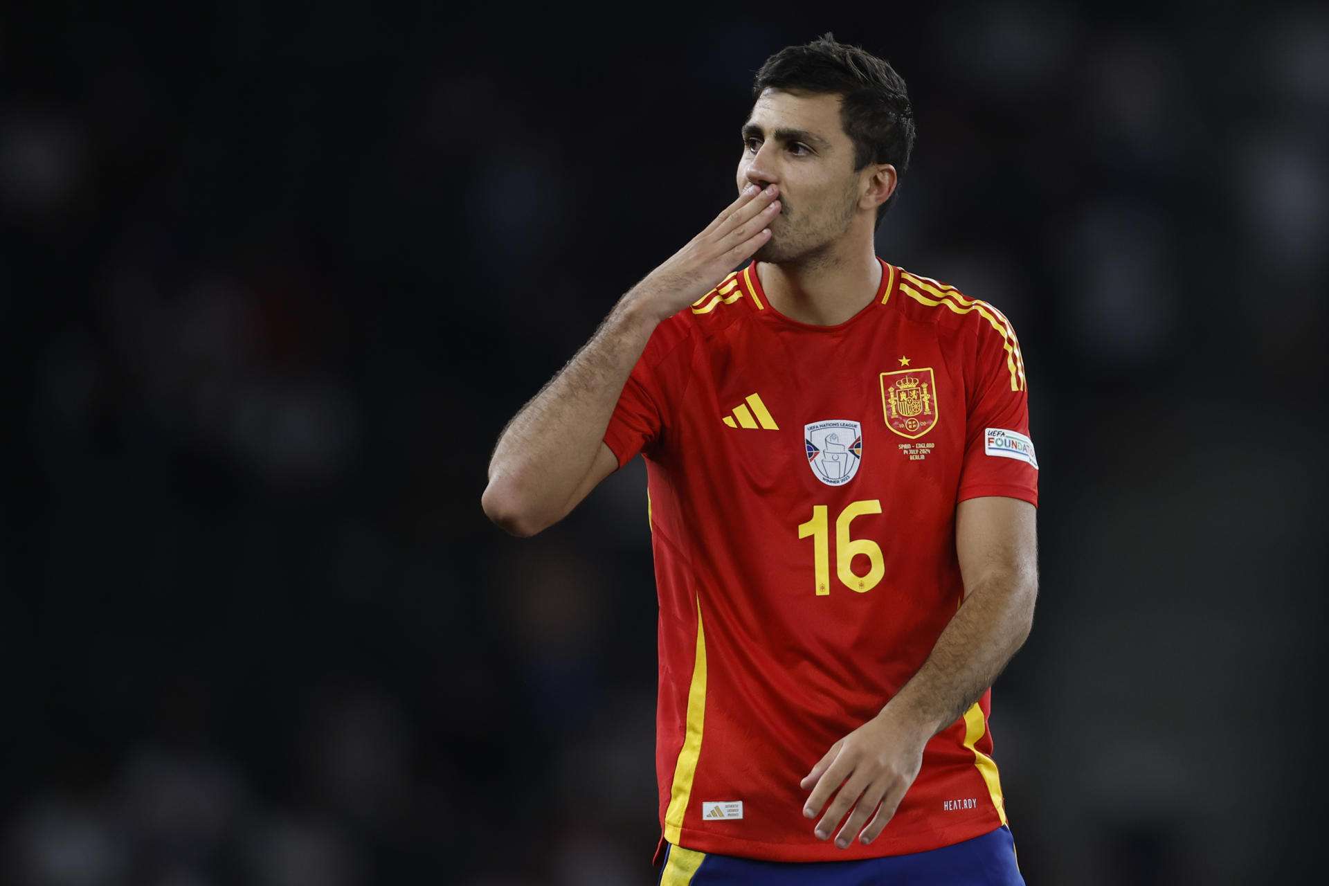 De la Fuente desvela la «recuperación asombrosa» de Rodri y que puede volver «mucho antes»