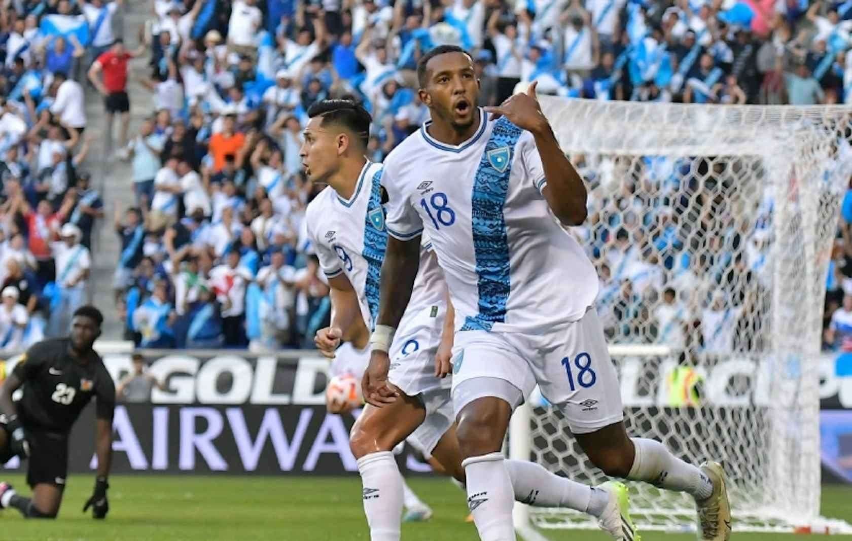 Méndez-Laing podría integrarse a Selección, Tena destaca su «gran disposición»