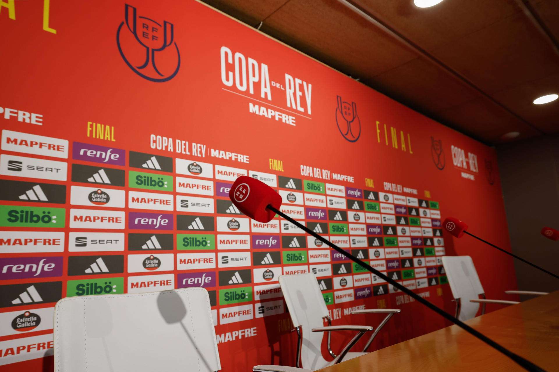 El Real Madrid denuncia la «clara animadversión y hostilidad» de los árbitros con el club